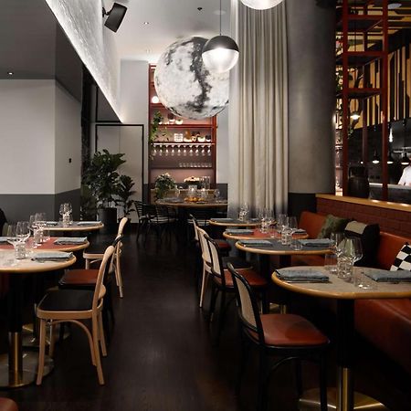 Qt Newcastle Ξενοδοχείο Εξωτερικό φωτογραφία Interior of the restaurant