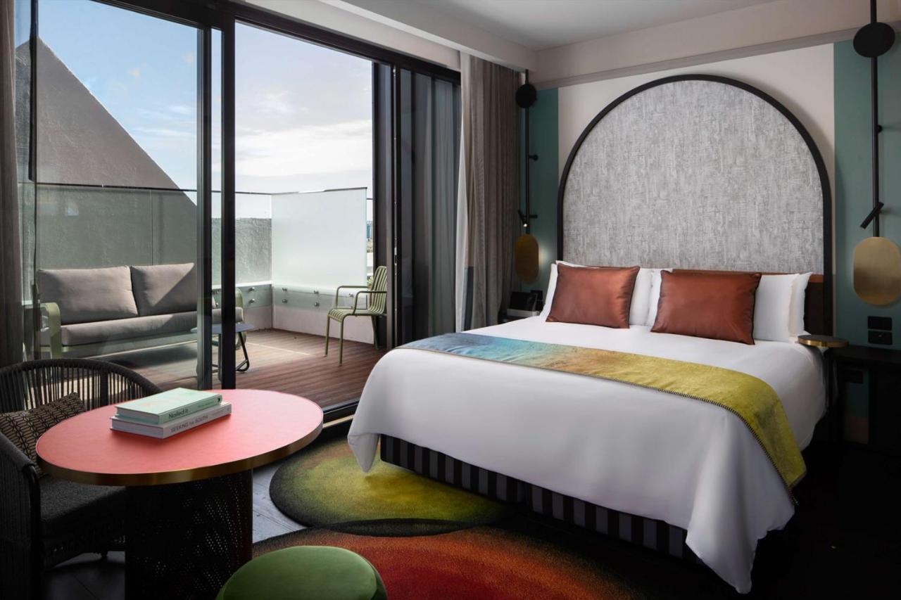 Qt Newcastle Ξενοδοχείο Εξωτερικό φωτογραφία A room at the hotel