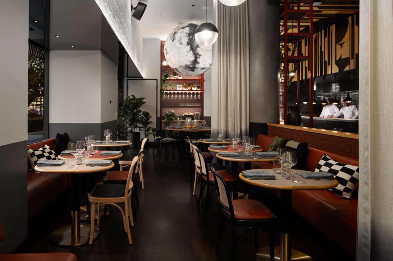 Qt Newcastle Ξενοδοχείο Εξωτερικό φωτογραφία Interior of the restaurant